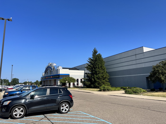 MJR Southgate Cinema 20 - July 9 2022 Photo (newer photo)